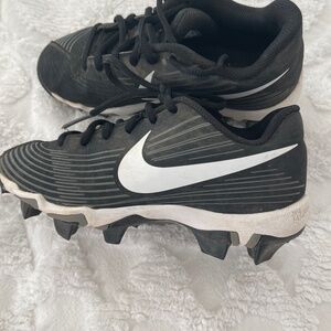 NIKE SOFT BALL SHOES